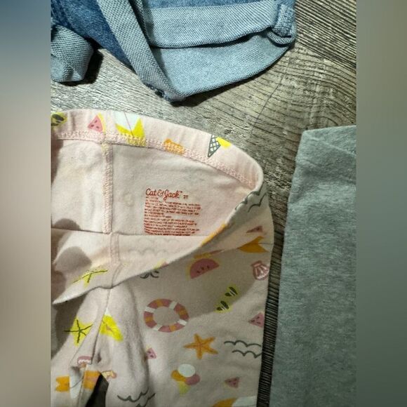 2T bundle 8 bottoms #1 - Picture 7 of 16